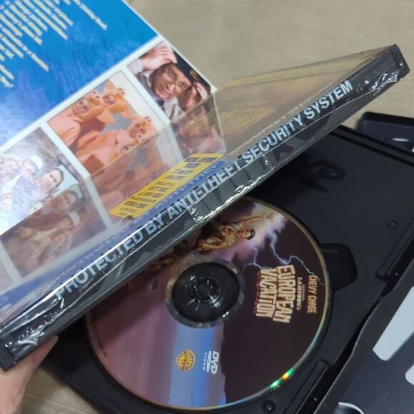 National Lampoons Vacation Trilogy Box Set VHS & DVD Chevy Chase, C-Vaca 2 - Picture 11 of 11